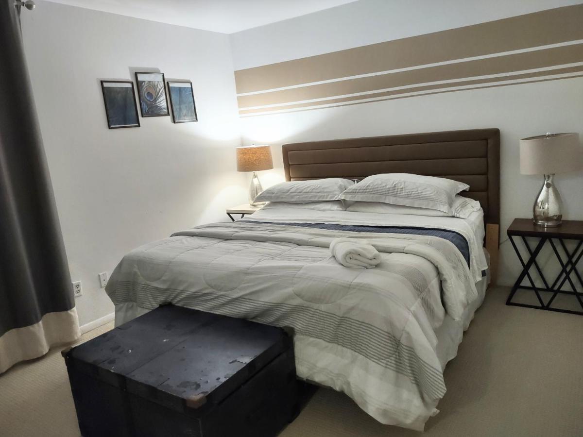 Charming Condo In Central Роли Экстерьер фото
